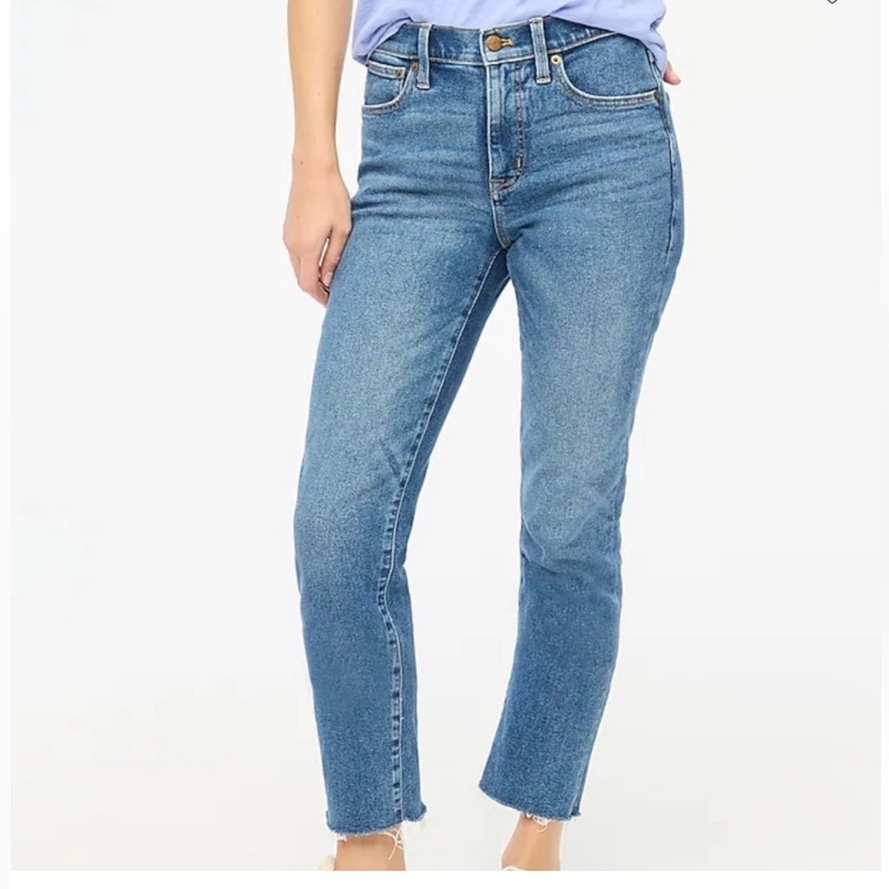 J. Crew Essential Straight Leg Denim Jeans Frayed Hem Size 29
